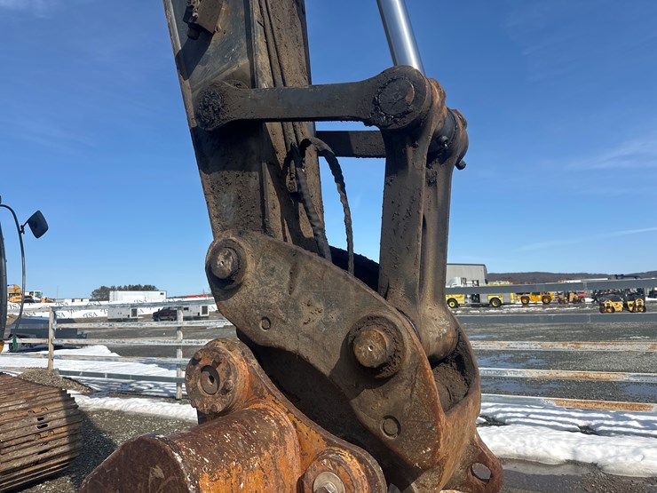 deere-350g-lc-image-30