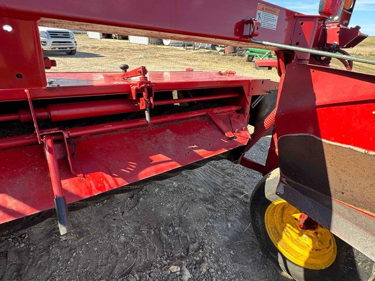 2012-new-holland-h7230-discbine,-rubber-conditioners,-10’4”-cut,-540-pto,--*ybn091009*---field-ready-image-17
