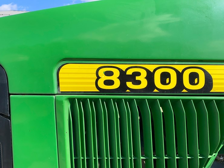 1998-john-deere-8300-image-46