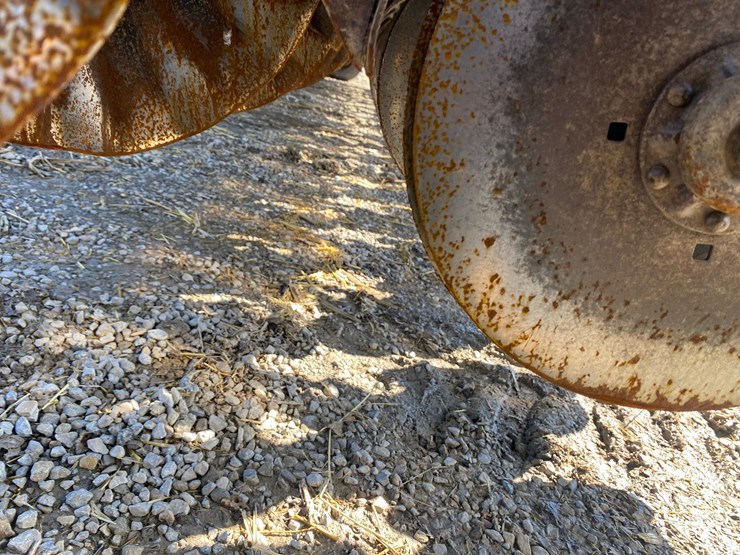 great-plains-solid-stand-30-image-83