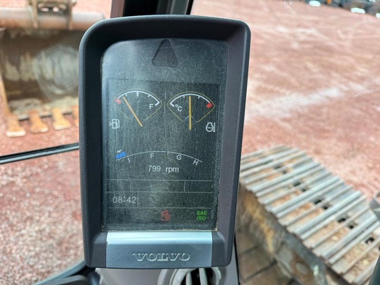 volvo-ec220dl-image-63