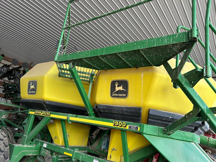 john-deere-1900-image-63