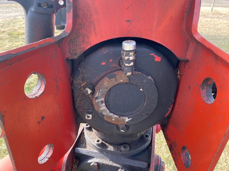 new-holland-1431-image-34