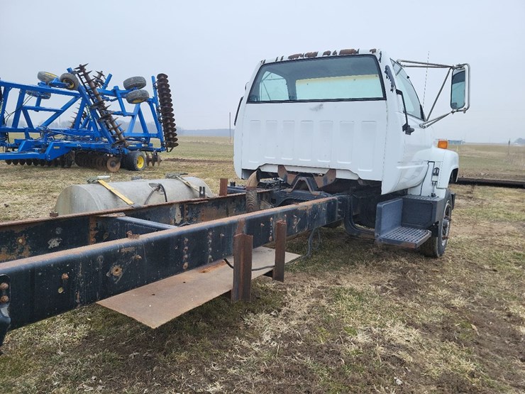 1991-gmc-kodiak-c6h042-single-axle-truck---blown-engine-image-23