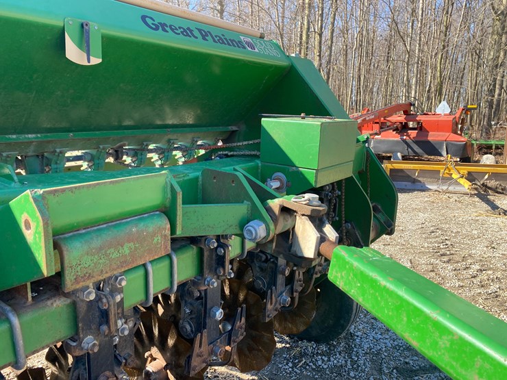 great-plains-solid-stand-30-image-20