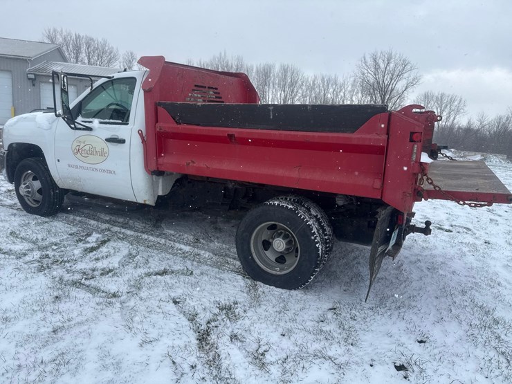 chevrolet-3500-image-10