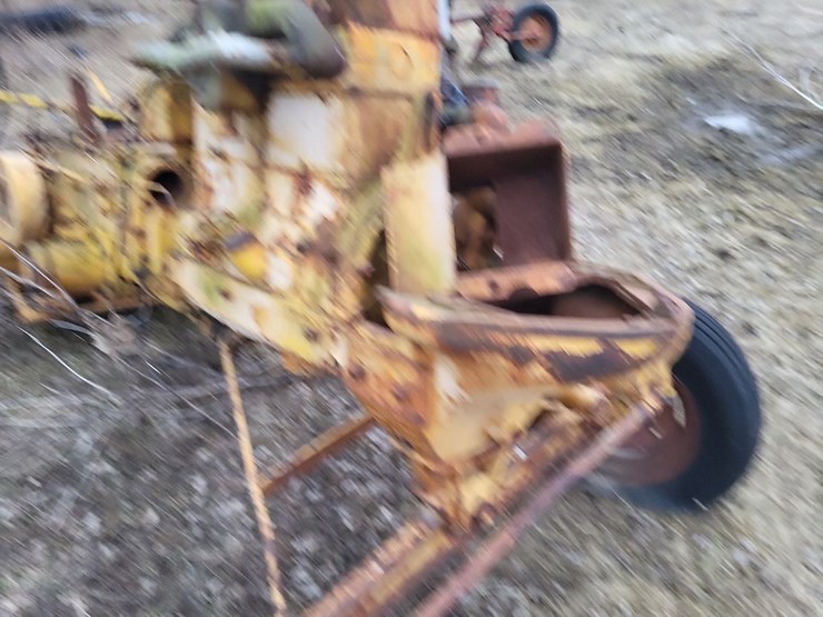 minneapolis-moline-tractor---parts-image-16