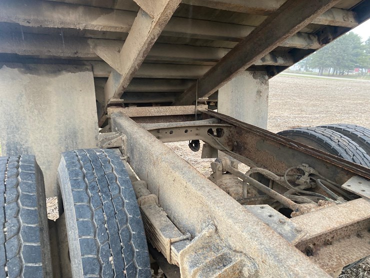 1998-case-ih-4900-image-18