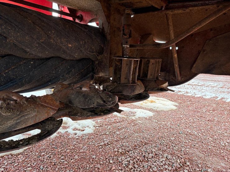 new-holland-1431-image-27