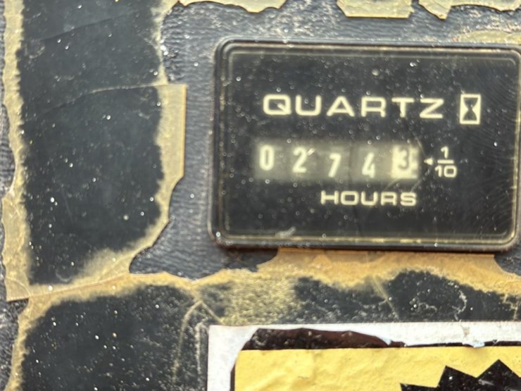 2005-jlg-400s-image-22