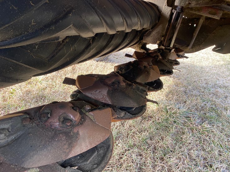 new-holland-1431-image-22