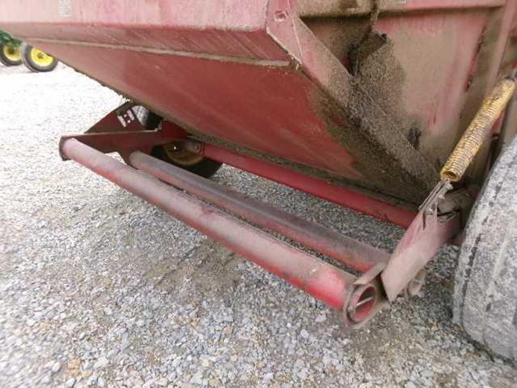 1988-new-holland-853-image-13