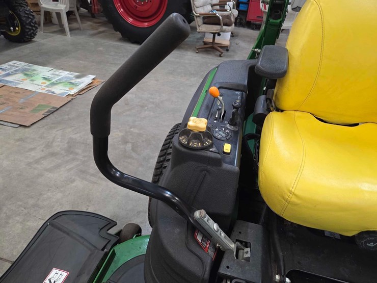 2016-john-deere-930-image-30