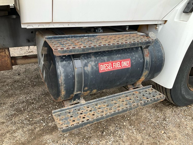 2005-international-durastar-4300-image-72