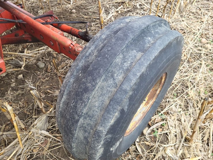 massey-ferguson-750-image-26