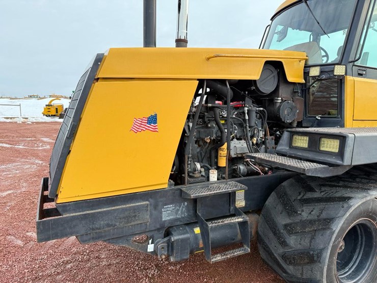 challenger-75-image-24