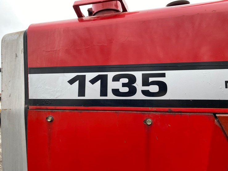 massey-ferguson-1135-image-9