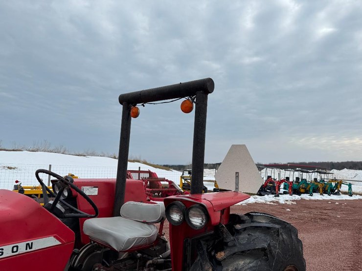 massey-ferguson-165-image-15