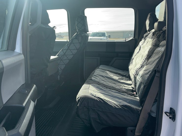 2017-ford-f550-image-9