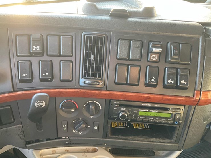 2007-unknown-volvo-image-102