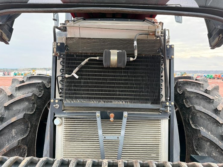 case-ih-magnum-380-rowtrac-image-48