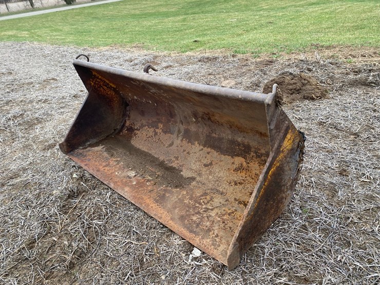 case-loader-bucket-image-1