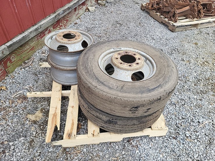 (2)-lt215/75r16-tires-w/(4)-8-bolt-rims-image-2