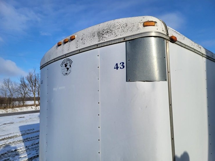 2000-cargo-express-image-47