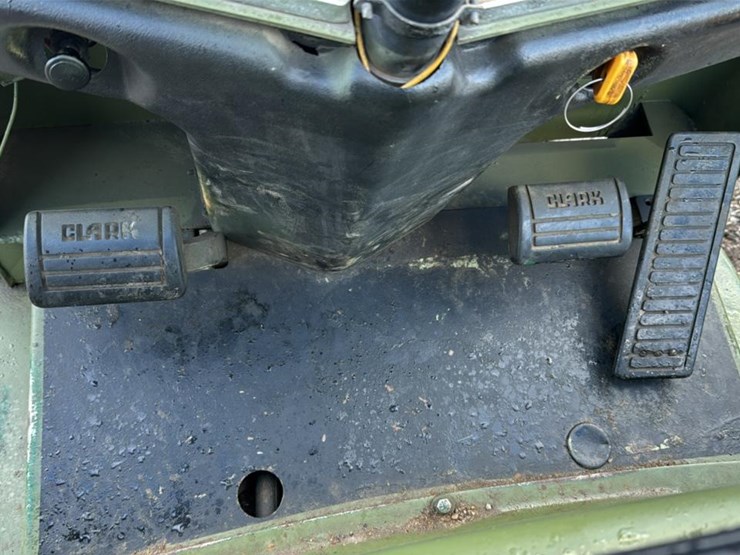 #1357-•-clark-c500-40-forklift*-image-26