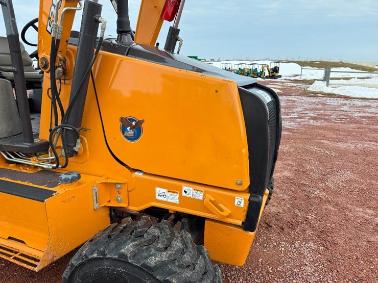 case-570n-xt-image-42