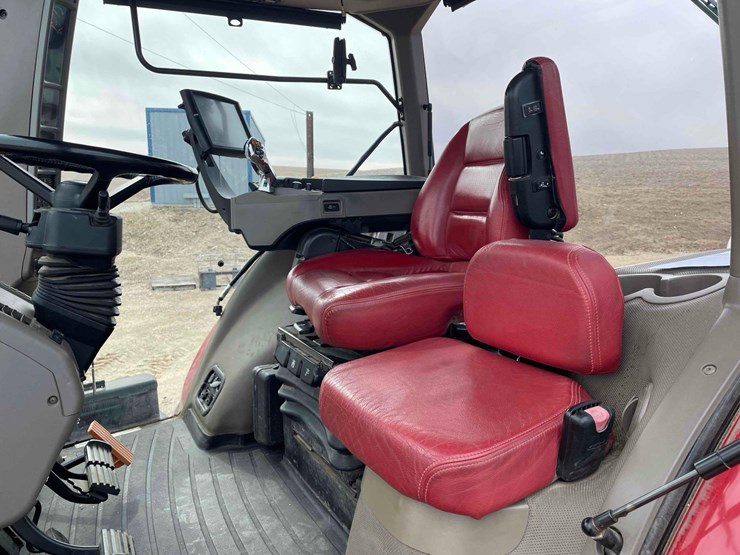 case-ih-magnum-340-image-13