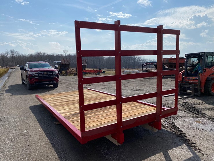 new---8’-x-16’-native-wood-hay-rack-with-standard-image-4