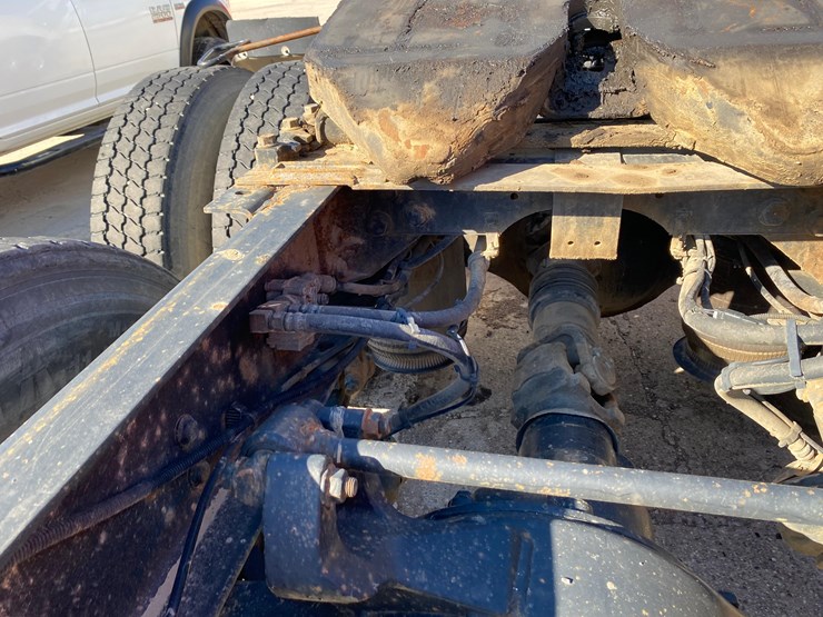 2011-international-prostar-image-24