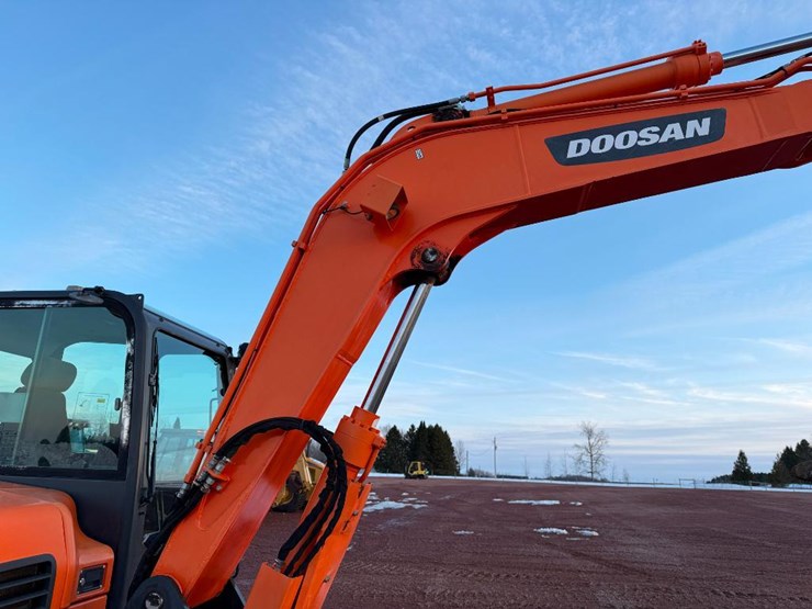 doosan-dx85r-3-image-29