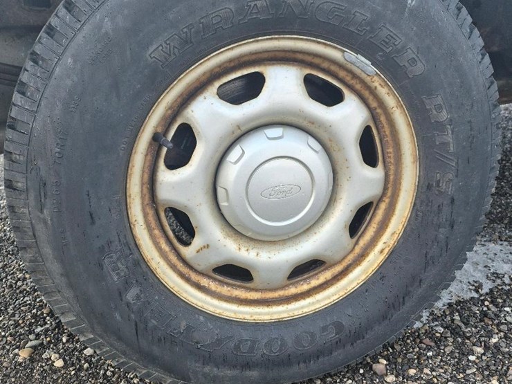 2013-ford-f150-image-13