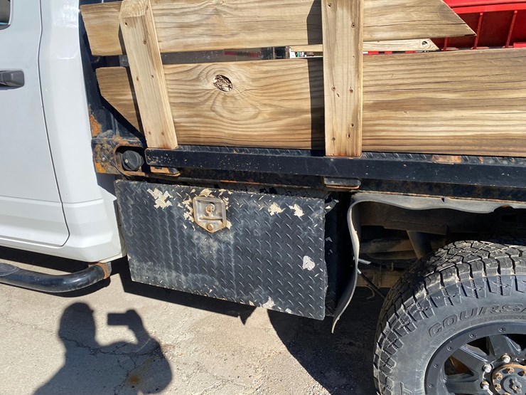 2018-dodge-2500-image-15