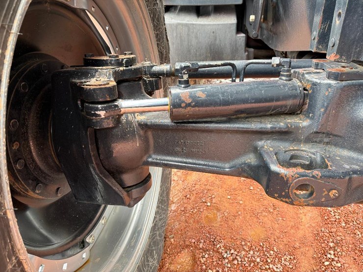 case-ih-magnum-380-rowtrac-image-53