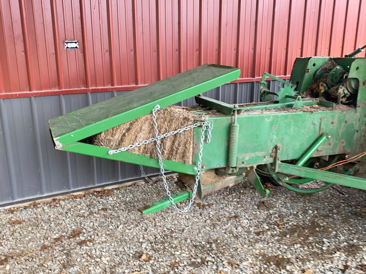 john-deere-337-image-4