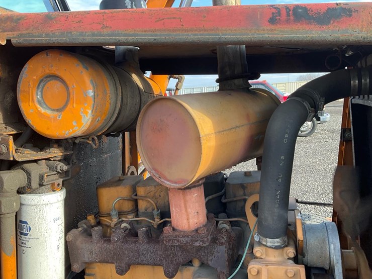 1982-case-580d-image-84