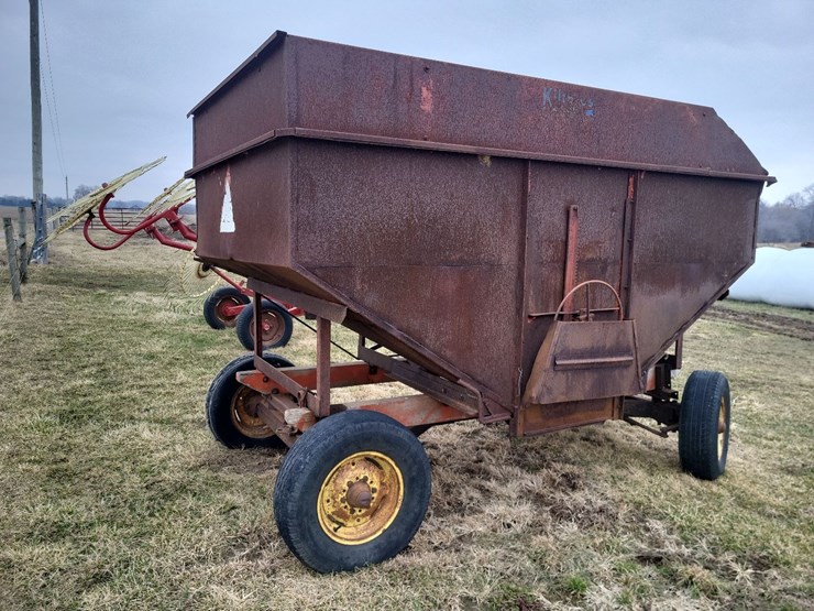 hopper-wagon-w/john-deere-running-gear-image-3