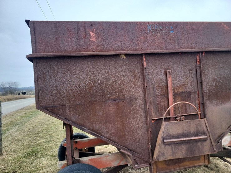 hopper-wagon-w/john-deere-running-gear-image-23