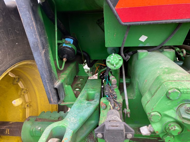 john-deere-4640-image-34