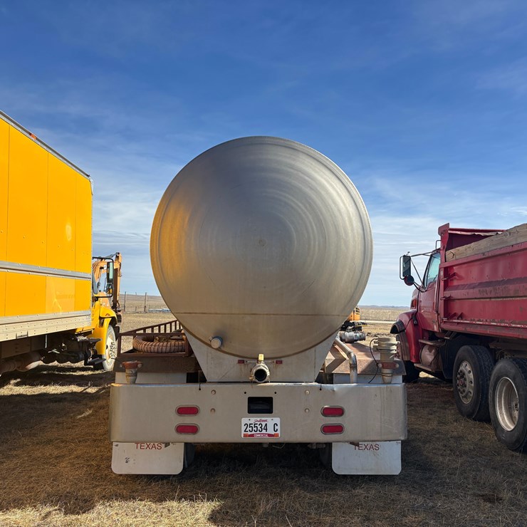 2000 INTERNATIONAL 9200i