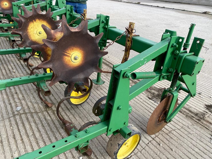 john-deere-825-image-20