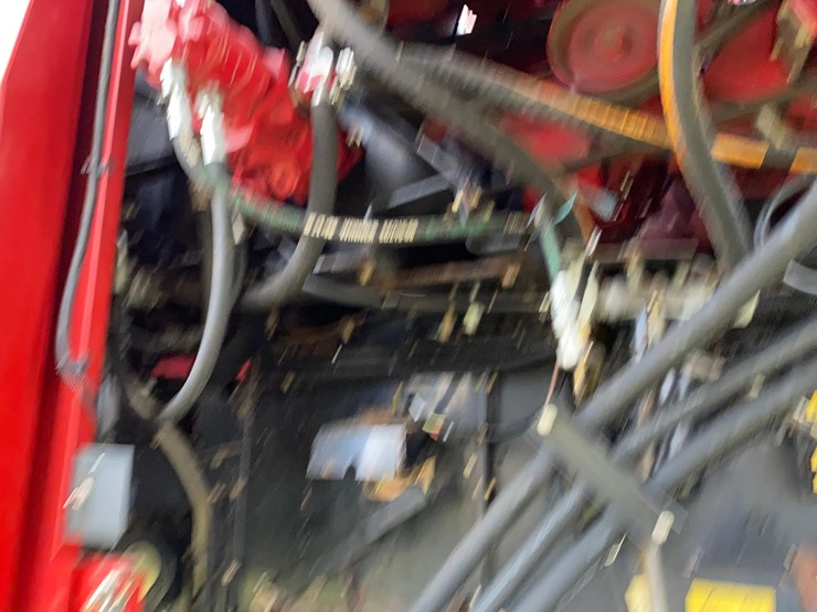 case-ih-6088-image-33