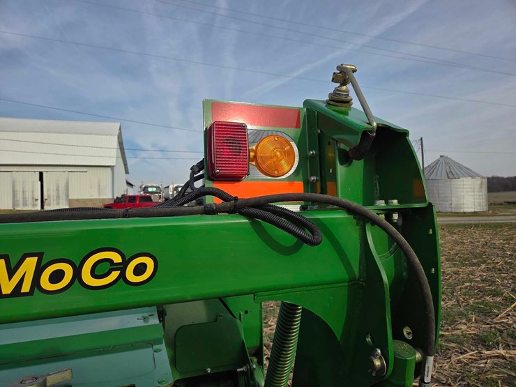 john-deere-630-image-10