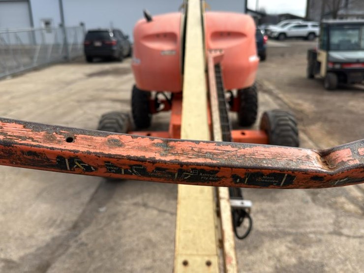 2005-jlg-400s-image-20