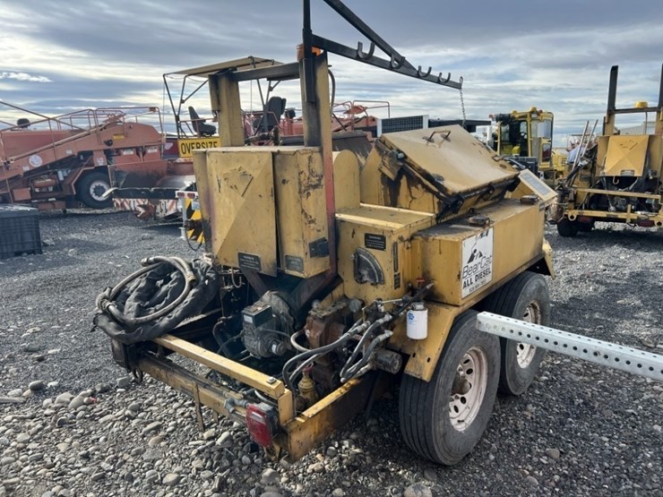 2013-bear-cat-bk250-towable-asphalt-crack-sealer-image-5