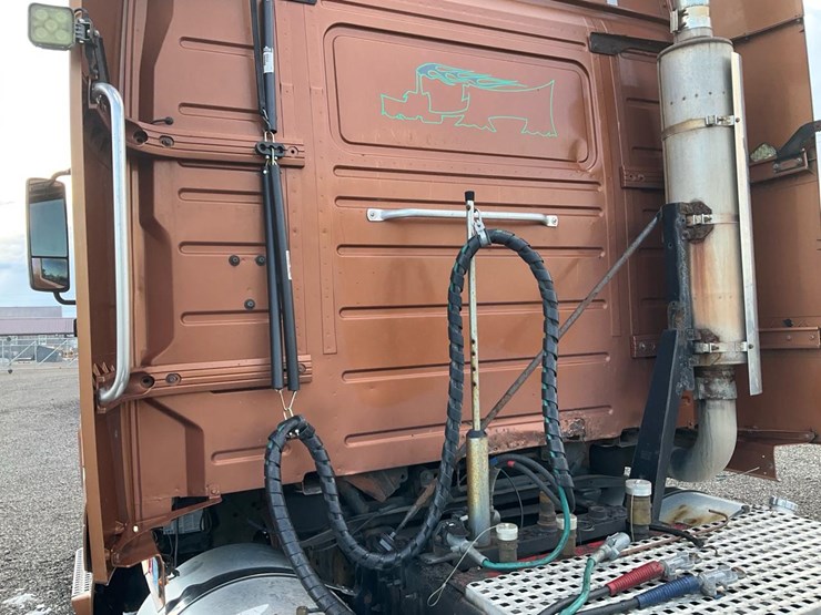 2007-unknown-volvo-image-26