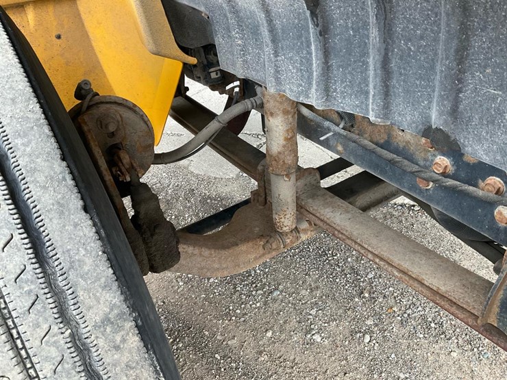 2005-international-durastar-4300-image-89